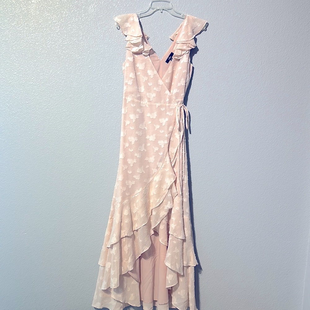 Lulu’s Wedding Guest High/Low Dress Size Medium Blush Pink